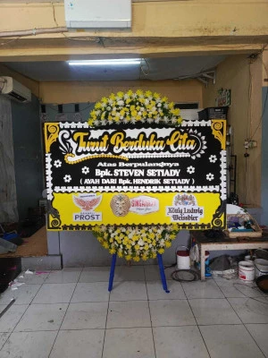 Papan Bunga di Cisarua